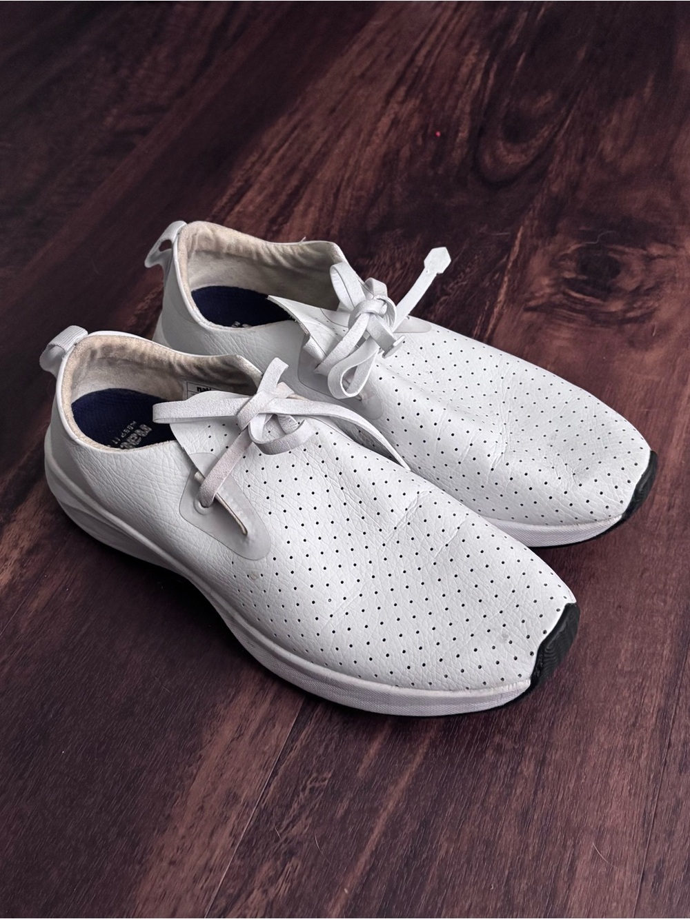 Native shoes appllo moc Lightweight Perforated Lace-Up Sneakers in White size 8